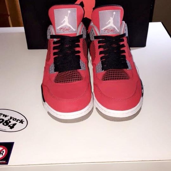 Toro 4’s - Picture 3 of 5